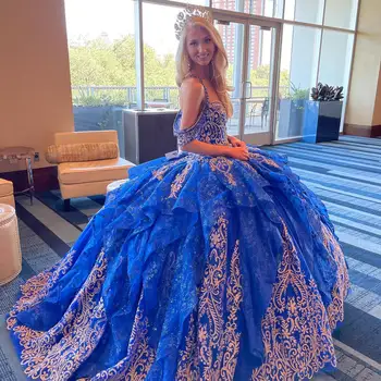 Royal Blue Aukso Quinceanera Suknelę iki 2023 m. Charro Meksikos Stiliaus Prom Partija 16 Mergaičių Suknelės vestido de 15 anos Reljefiniai Raukiniai Bordo