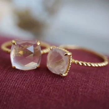 Įkvėpė dizaino rožinis boksuotis briaunotas kvadratinių sužadėtuvių žiedai moterims aukso susukti modelį šviesos prabanga žavesio papuošalai
